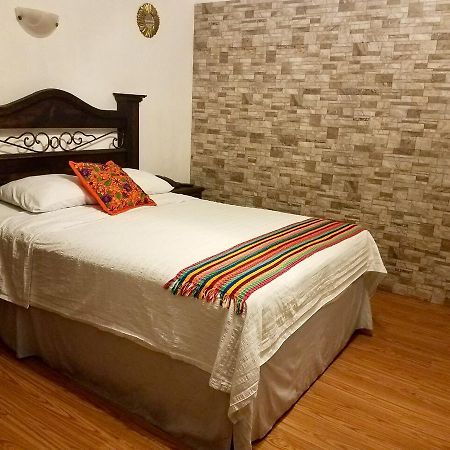 Hotel Villa Real 危地马拉安地瓜 外观 照片